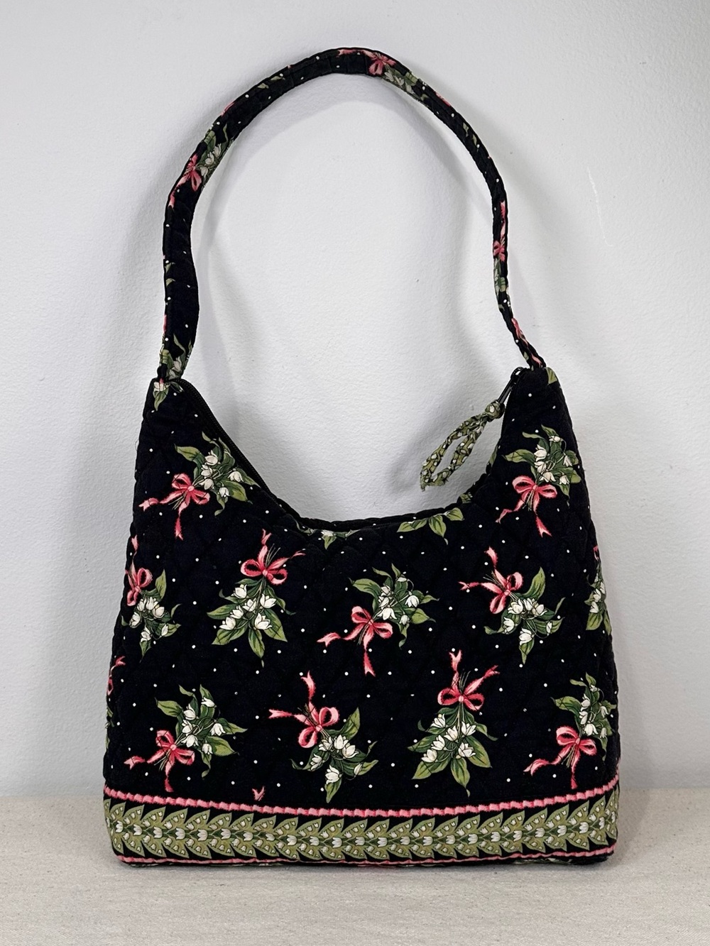 Vintage Vera Bradley New Hope 2000s Y2K Black Floral Quilted Shoulder Bag